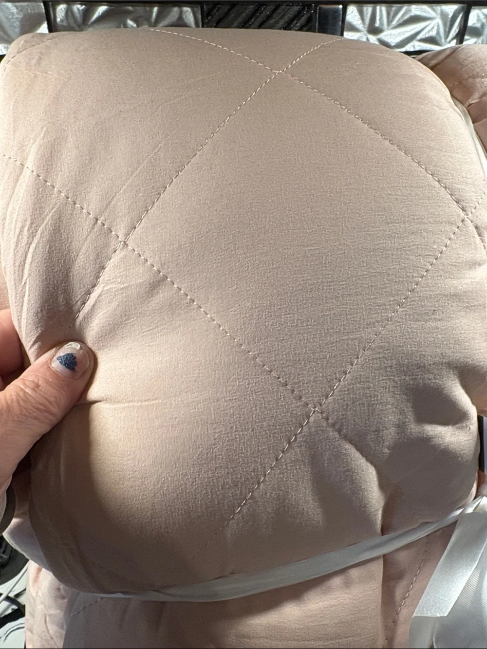 Quilted Comforter in Soft Pink - Lightweight Everyday Comfort